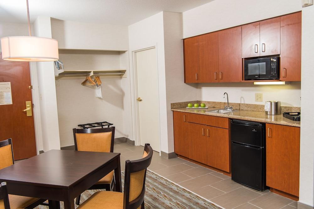 Hotel Wyndham Garden Erie à Kearsarge Extérieur photo